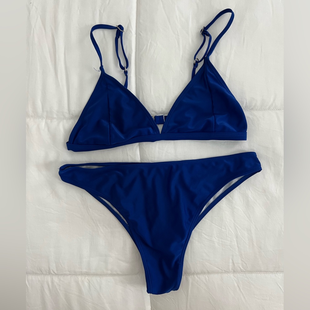 - High Waisted Cheeky Blue Bikini